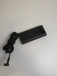 Napajalnik za prenosnik HP 150W (Blue pin) - Oval